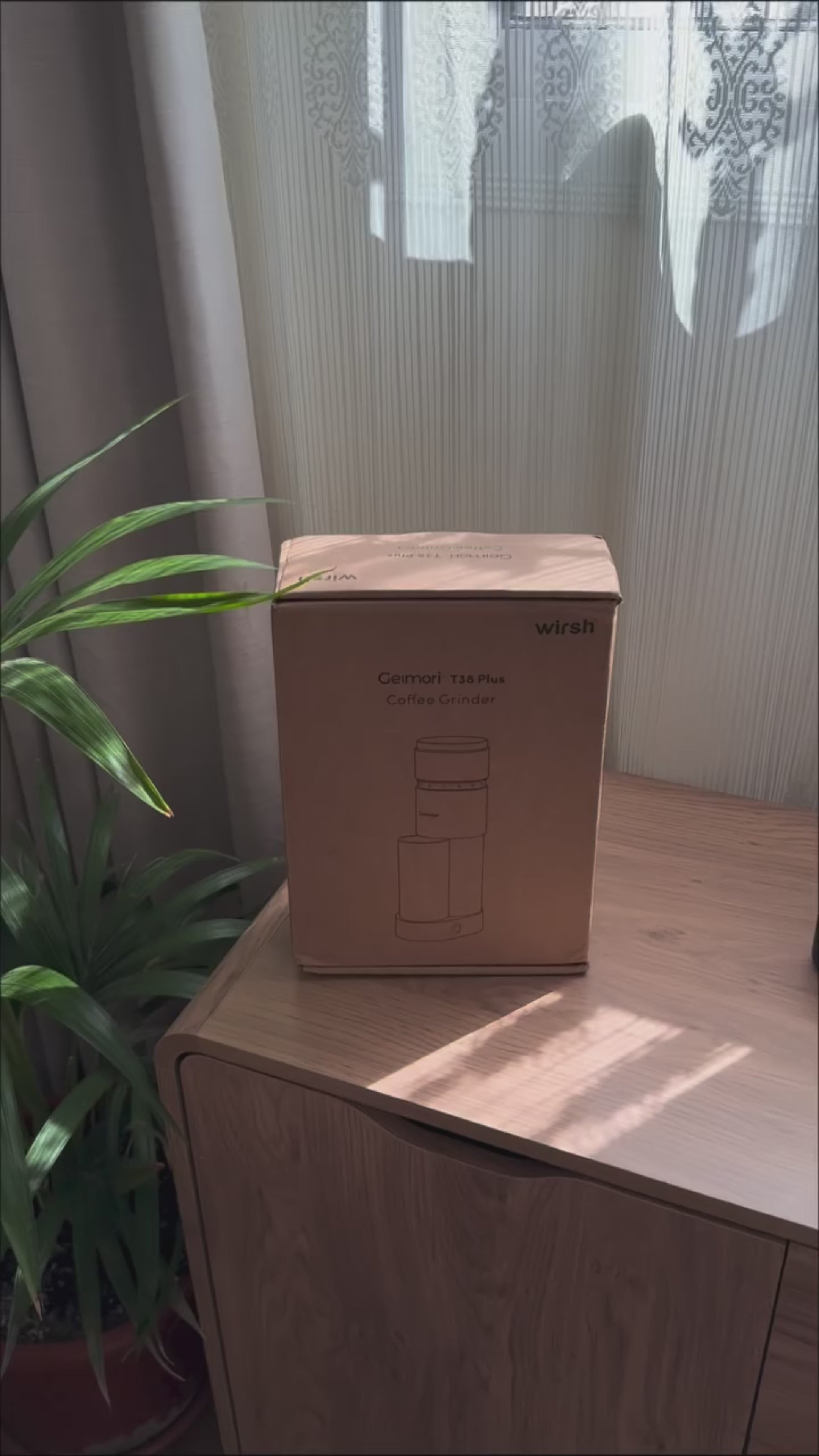 Geimori T38 Plus-The True Pro Grade Portable Coffee Grinder with 38mm Conical Burr, Anti-Static Tech, Stepless Grind Settings, Zero Retention